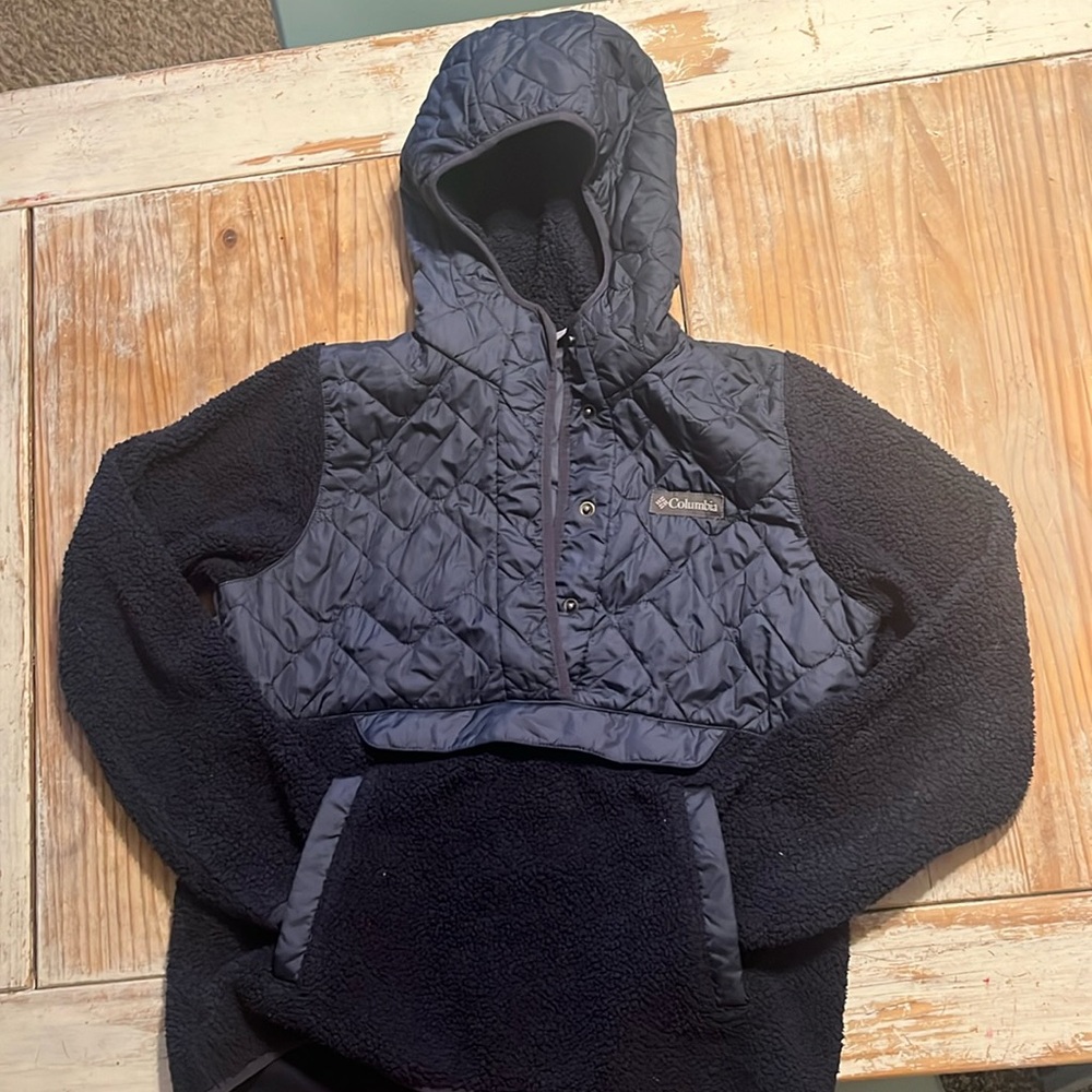 Columbia pull over